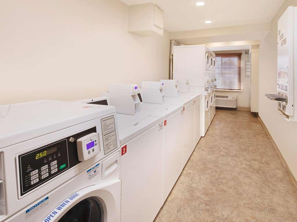 Extended Stay America Select Suites - Fayetteville - West Facilities photo