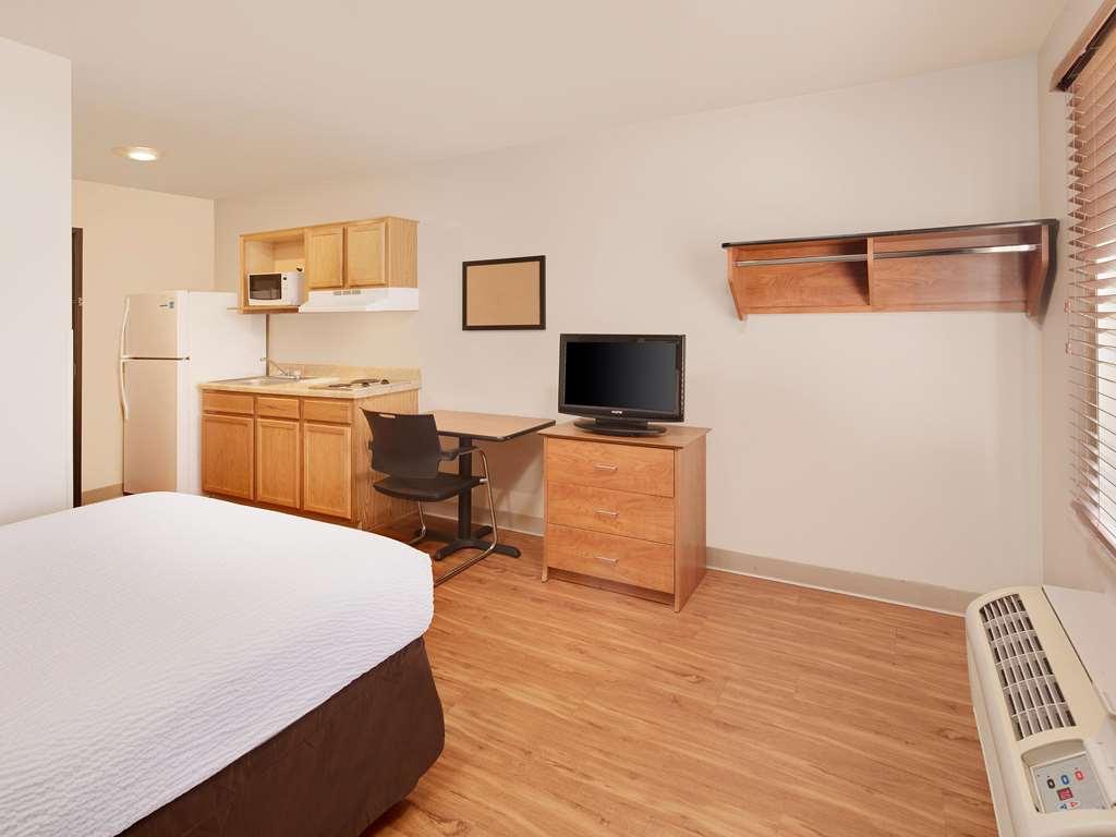 Extended Stay America Select Suites - Fayetteville - West Room photo