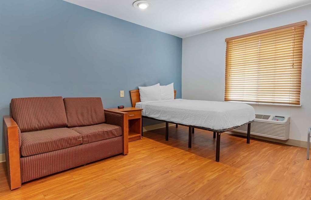 Extended Stay America Select Suites - Fayetteville - West Room photo